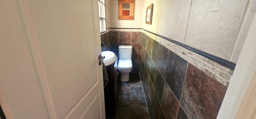 To Let 3 Bedroom Property for Rent in Boschdal North West